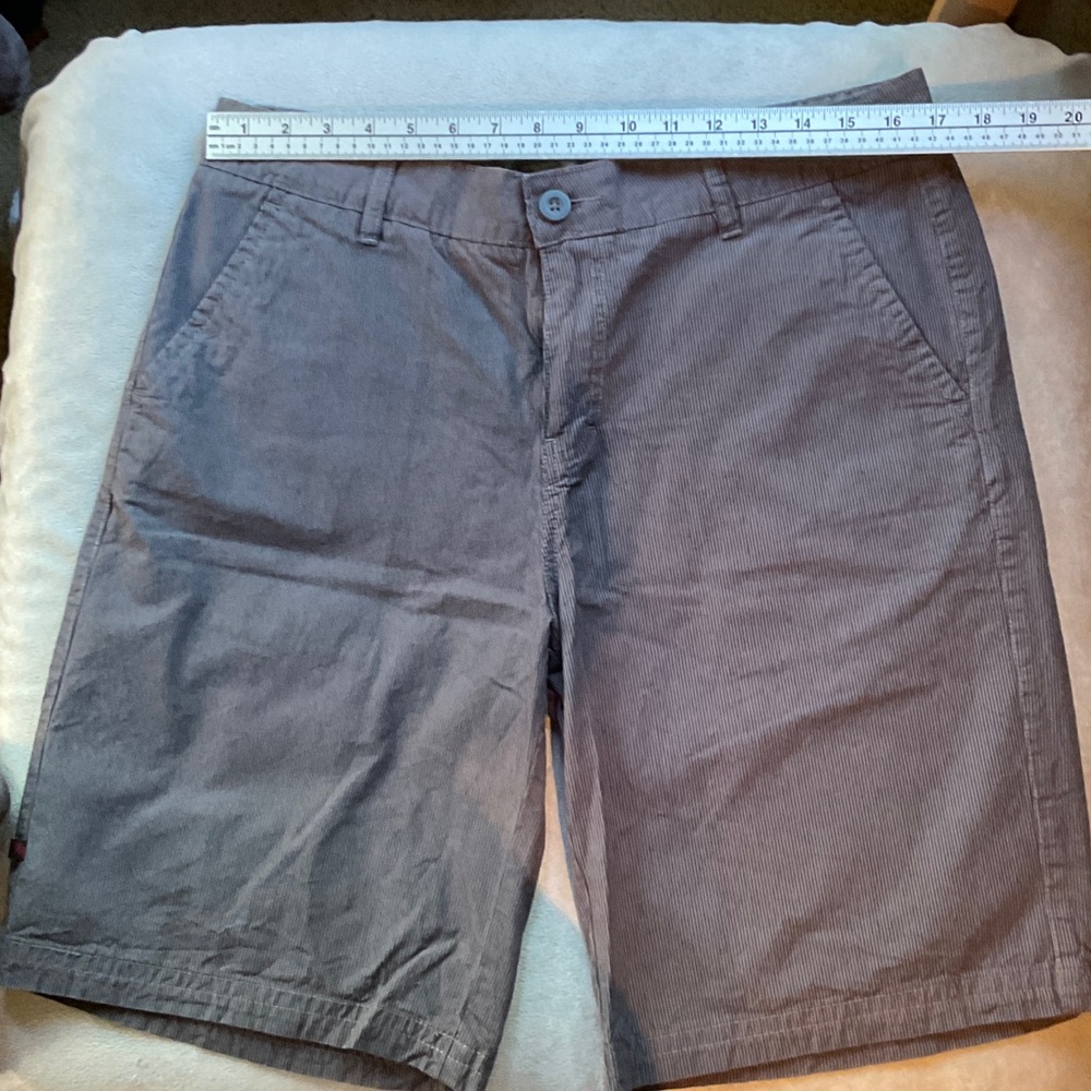 GOTCHA Men's Charcoal Flat Front Shorts